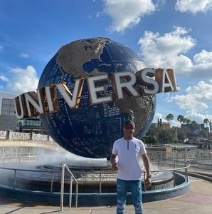 Meet your Posher, Hernan jose